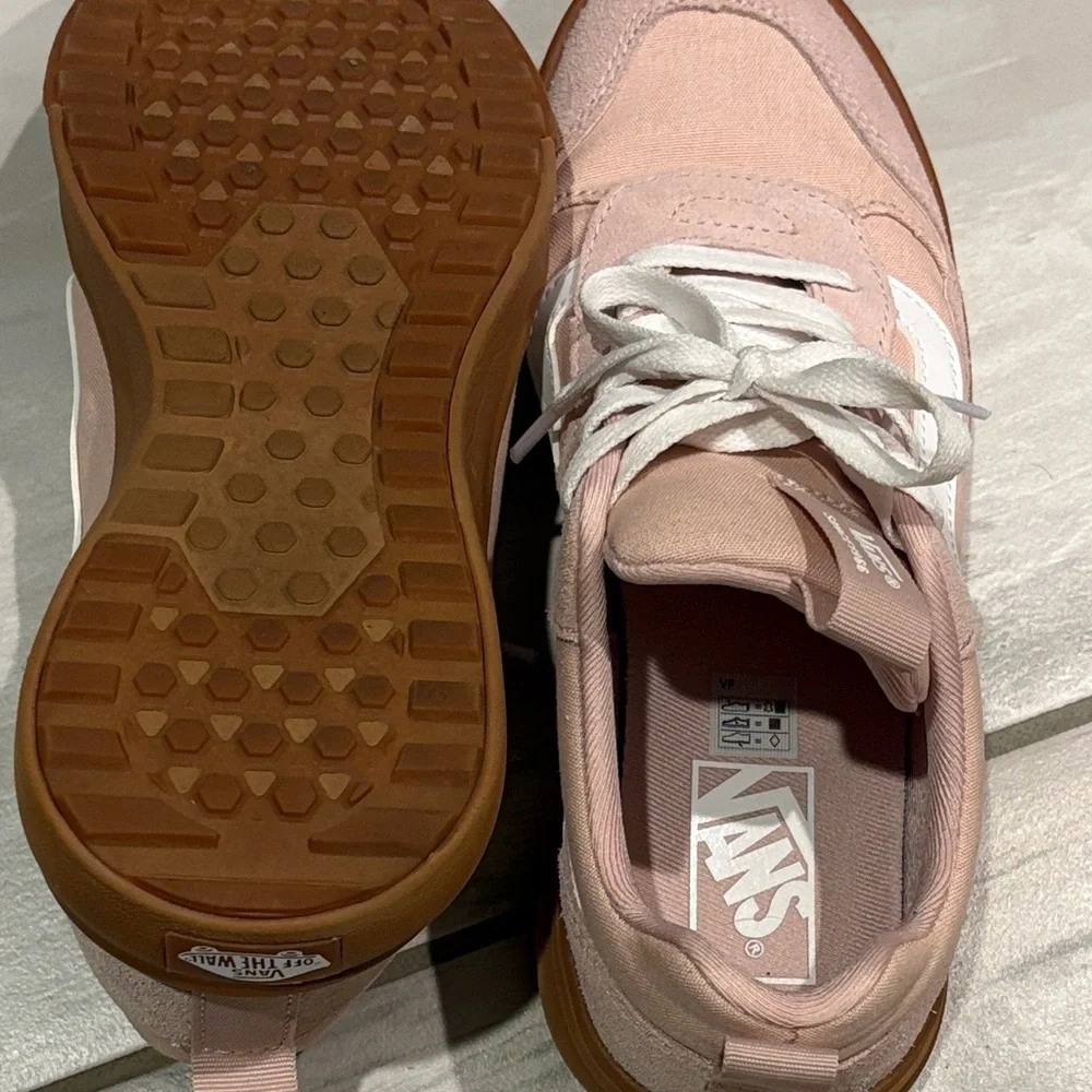 Vans casual low